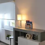 Pria